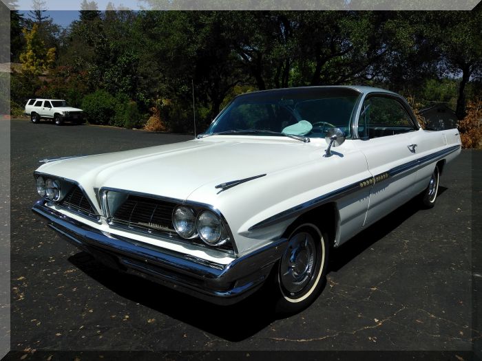 1961 Pontiac Bonneville Bubble Top